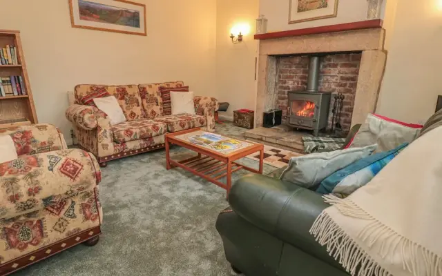 Wordsworth Cottage West