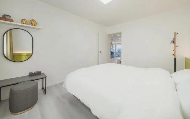 Pohang Etoile Poolvilla
