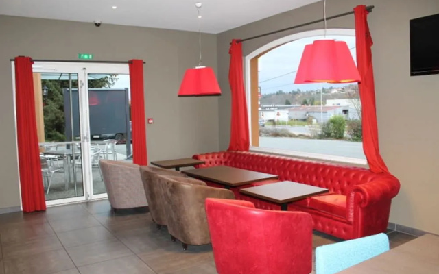 Brit Hotel LAdresse