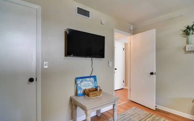 Largo Vacation Rental Home w/ Large Yard!