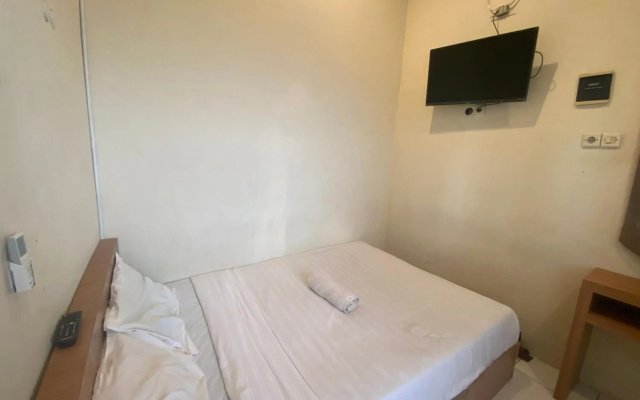 RedDoorz At Kartini Residence Semarang