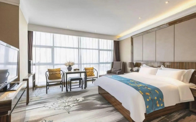 GreenTree Huainan Tianjiaan Square Guangchang road Hotel