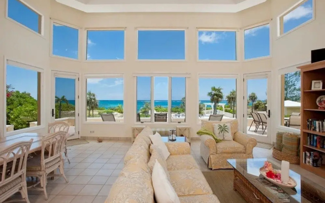 Endless Summer 5 Bedroom Home