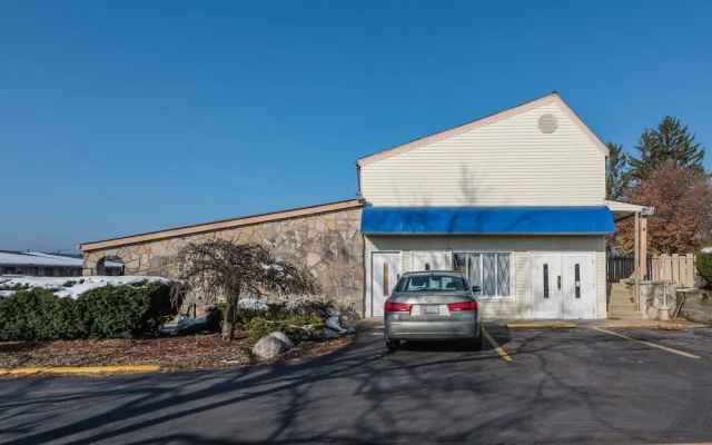 Legacy Inn & Suites Wadsworth