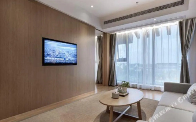 Tonghua Hotel