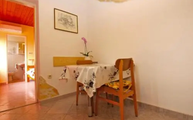 Apartments Luciano 1576