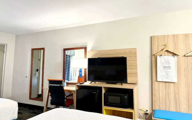 Days Inn Greenville