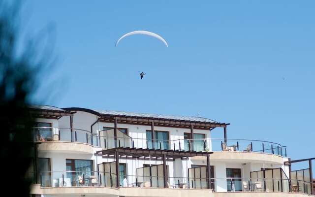 Отель Topola Skies Golf & Spa Resort вид на фасад