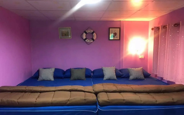 Kanghanrak Theme Houses