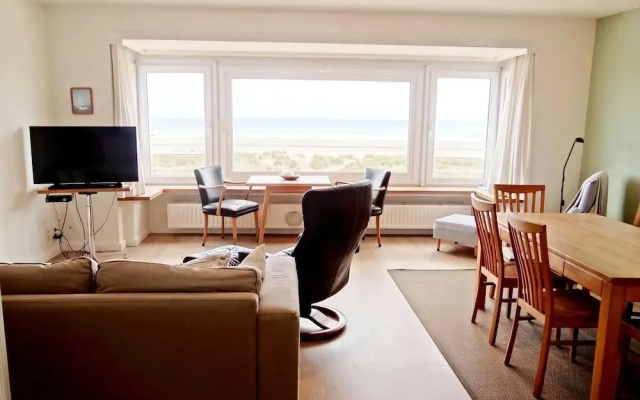Apartment in Nieuwpoort With sea View