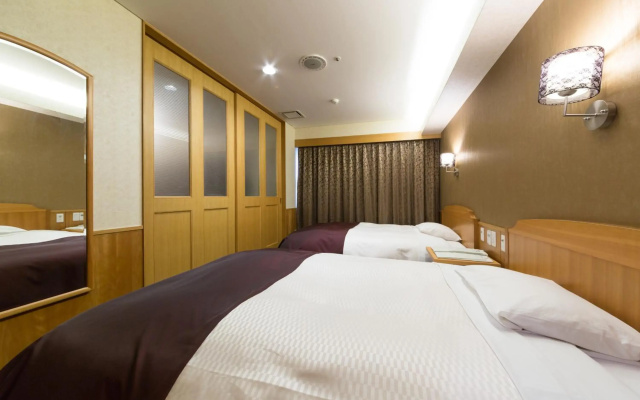 Kochi Pacific Hotel