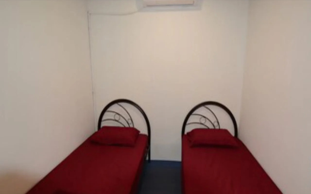 Submarine Guest House Central Market - Hostel