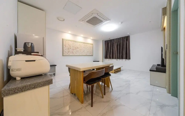 Yeosu Hotel (SOO)