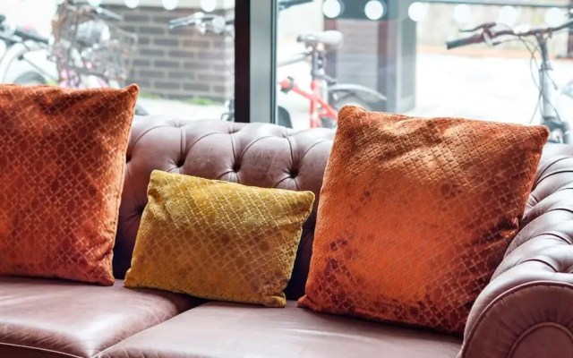Comfortable and Convenient Studio