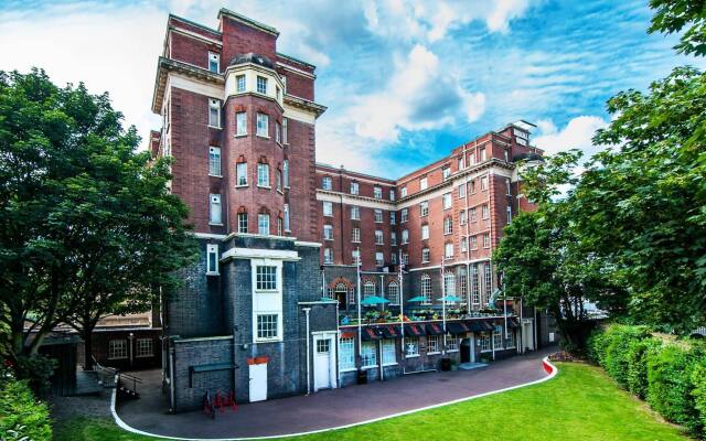 Отель Rest Up London - Hostel Великобритания, Лондон - 3 отзыва об отеле, цены и фото номеров - забронировать отель Rest Up London - Hostel онлайн вид на фасад