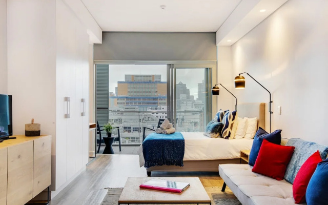 City View Balcony Apartment 908