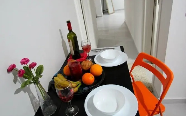 Downtown Stylish Nest