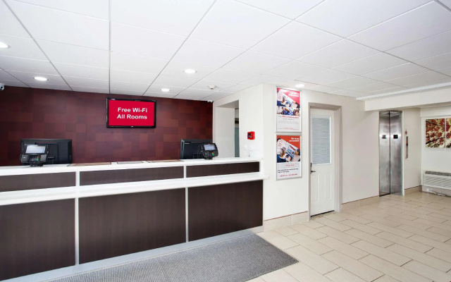 Red Roof Inn PLUS+ Nashville South - Fairgrounds