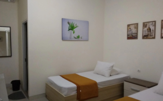 GK Gallery Rumah Sewa by ZUZU