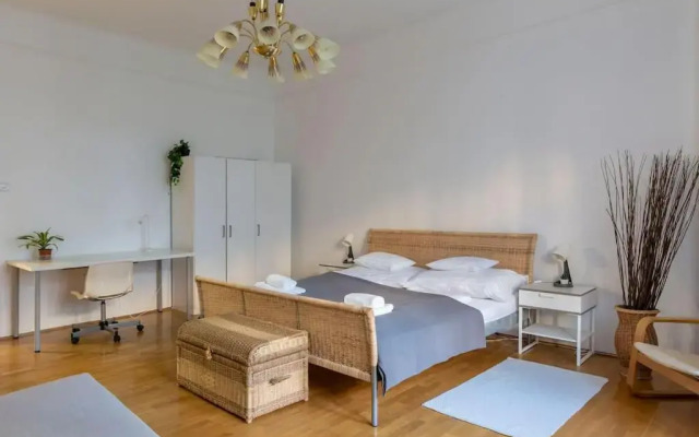 B333 Apartment - In the heart of the city
