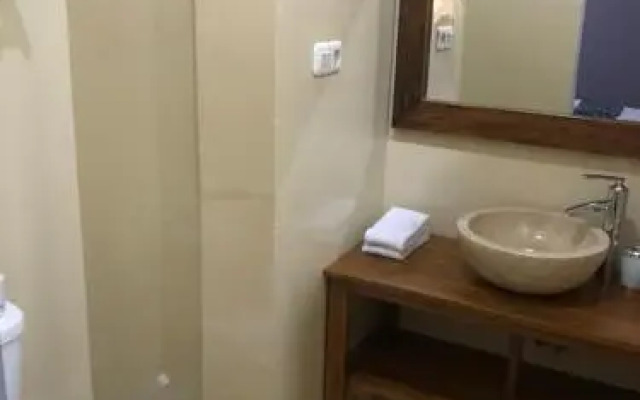 Wae Molas Hotel