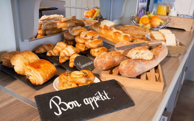 BRIT HOTEL Lannion vers Perros-Guirec