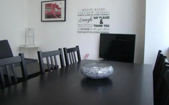 Corporation Street Apartment