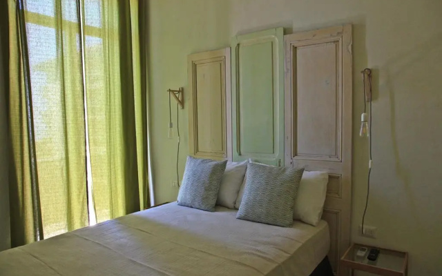 Hotel Elandra