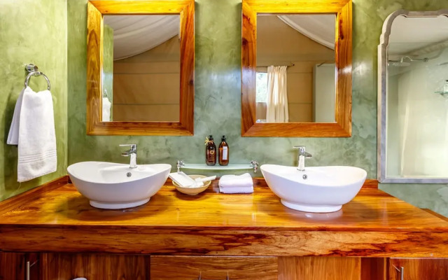 Phelwana Game Lodge