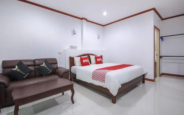 OYO 75353 Loy Chalet Resort