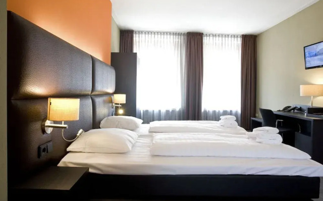 Hotel Roermond Next Door