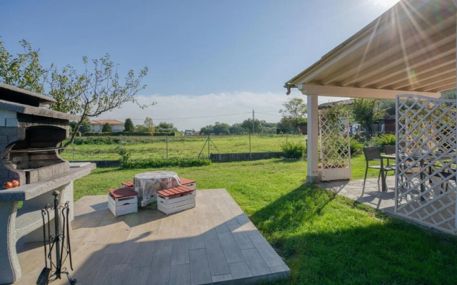 Beautiful Home in Altopascio With 2 Bedrooms and Wifi