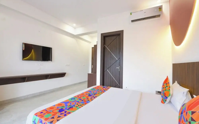 FabHotel Black Pepper- Nr. Batra Heart & Multispecialty Hospital Faridabad