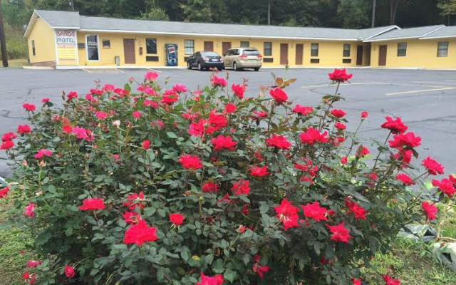 Sands Motel
