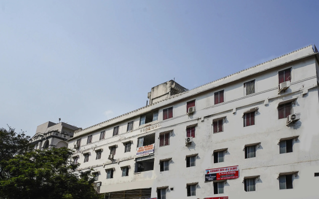 SPOT ON Hotel Hyderabad Continental