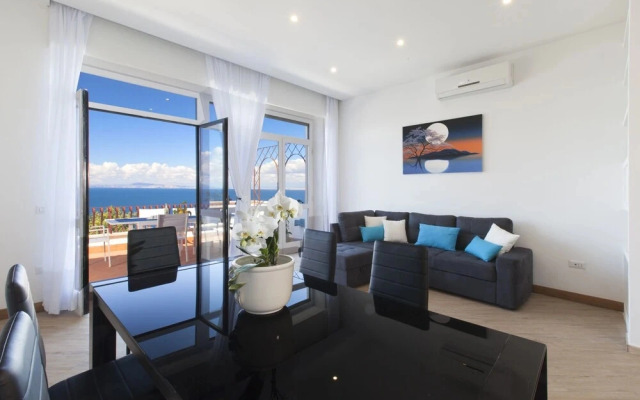 YourHome - Tramonto sul Golfo Apartment