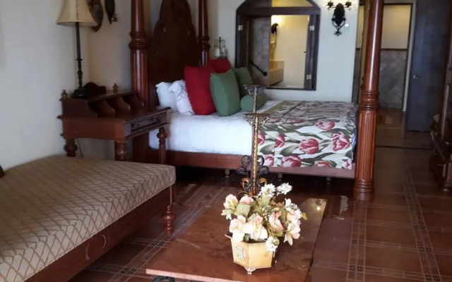 Best 2 Br OV Aparment by EVB ROCKS