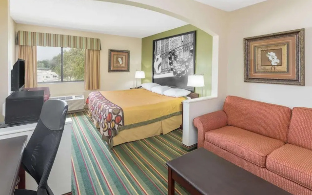 Super 8 Motel Duson Lafayette West Area