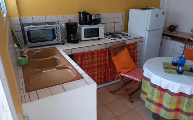 Petit appartement cosy près des plages