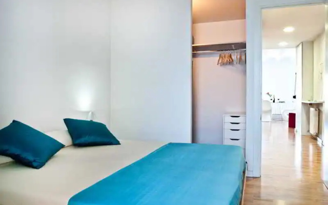 Bailen Apartment