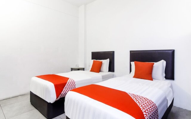 Super OYO 251 Intime Hotel in Kuala Lumpur, Malaysia from 17$, photos, reviews - zenhotels.com hotel front