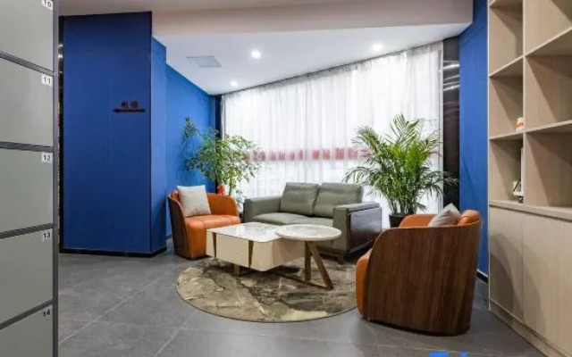 Yayue Hotel (Chenzhou Diyi Renmin Zhongxin Hospital Yuhou Street)