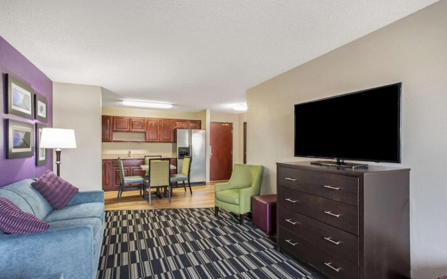 La Quinta Inn & Suites Norwich Plainfield Casino