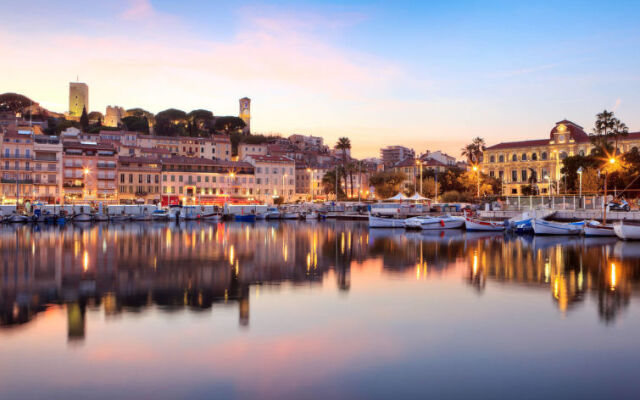 Апартаменты Residéal Premium Cannes - Apartments вид на фасад