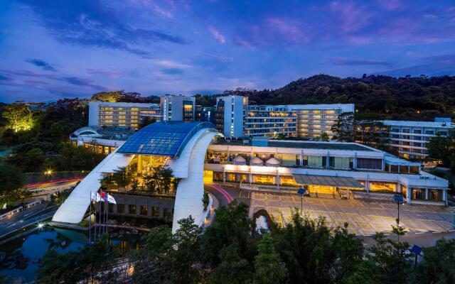 Отель Hilton Guangzhou Science City вид на фасад