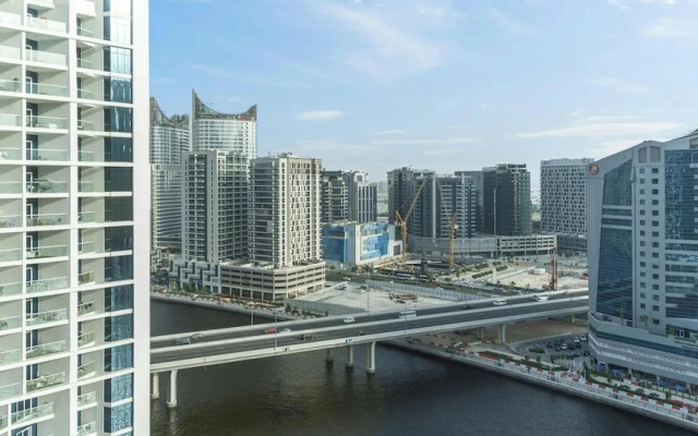Manzil-Waterfront Studio in Business Bay