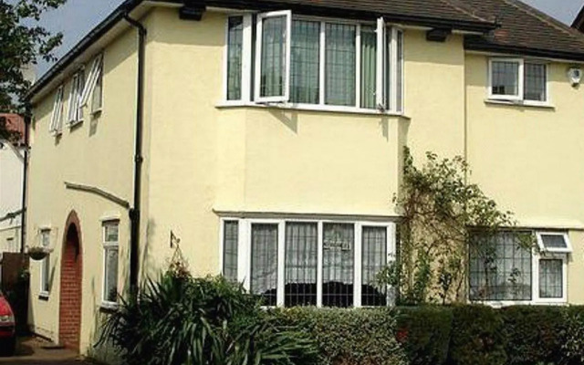 Carlton Lodge