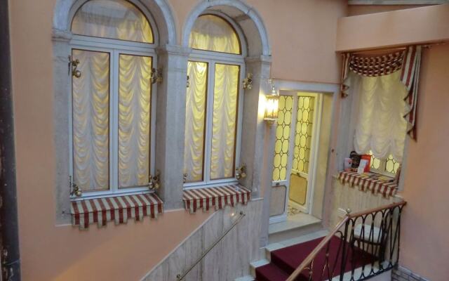 Отель Locanda Cà Le Vele Италия, Венеция - отзывы, цены и фото номеров - забронировать отель Locanda Cà Le Vele онлайн вид на фасад