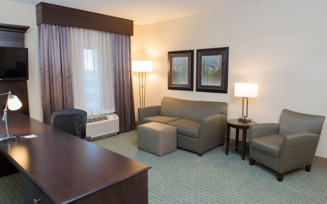 Hampton Inn & Suites Bismarck Northwest