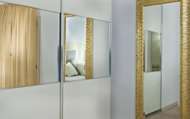 Sirmione Halldis Apartments